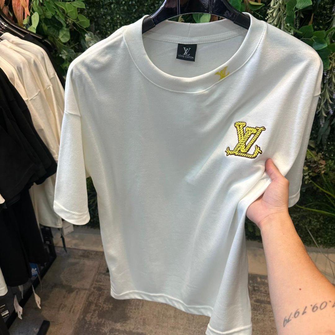 CAMISETA OVERSIZED LOUIS VUITTON 208