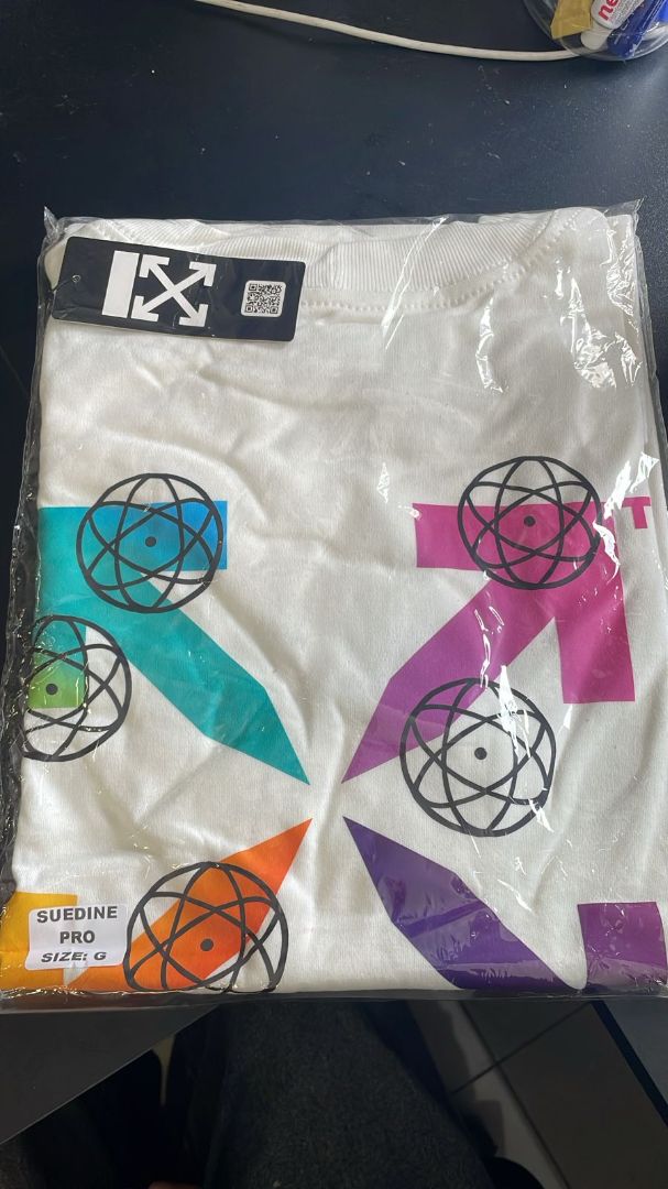 CAMISETA OVERSIZED OFF WHITE 246