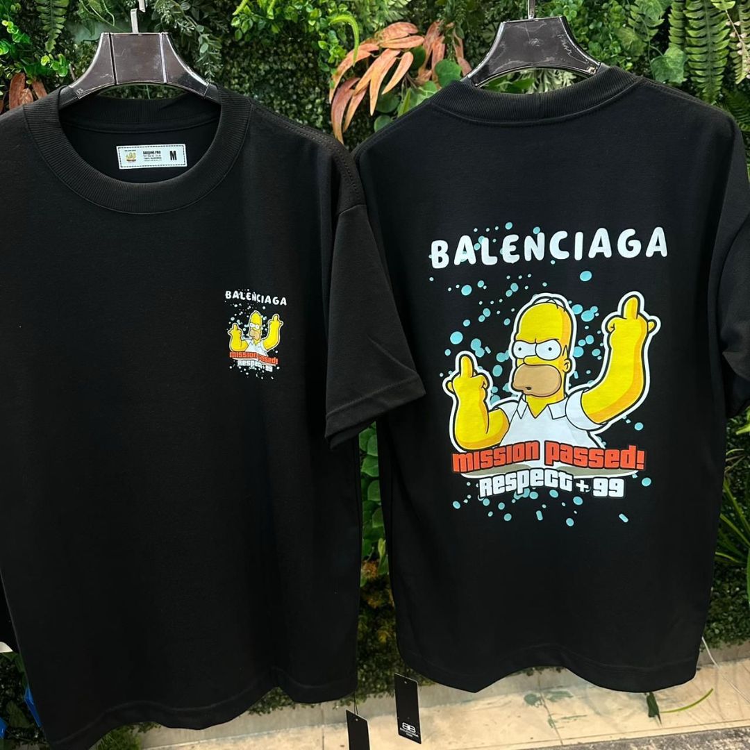CAMISETA OVERSIZED BALENCIAGA 332