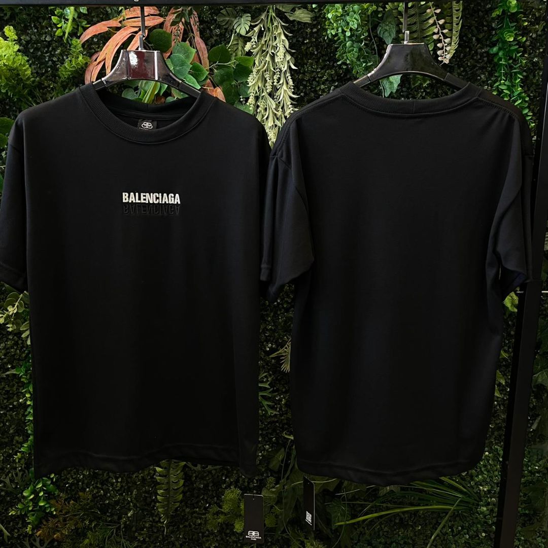 CAMISETA OVERSIZED BALENCIAGA 889 PRETA