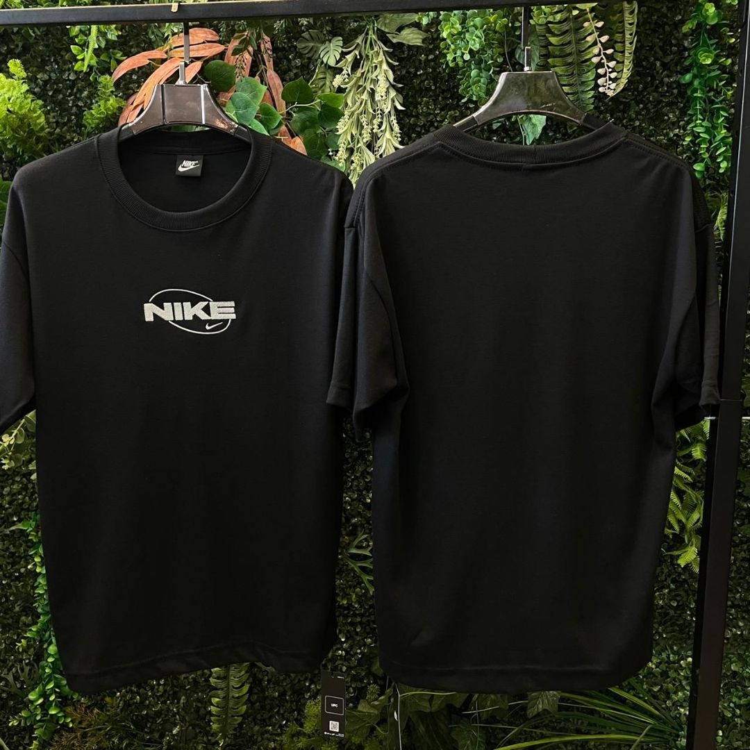 CAMISETA OVERSIZED NIKE 891 PRETA
