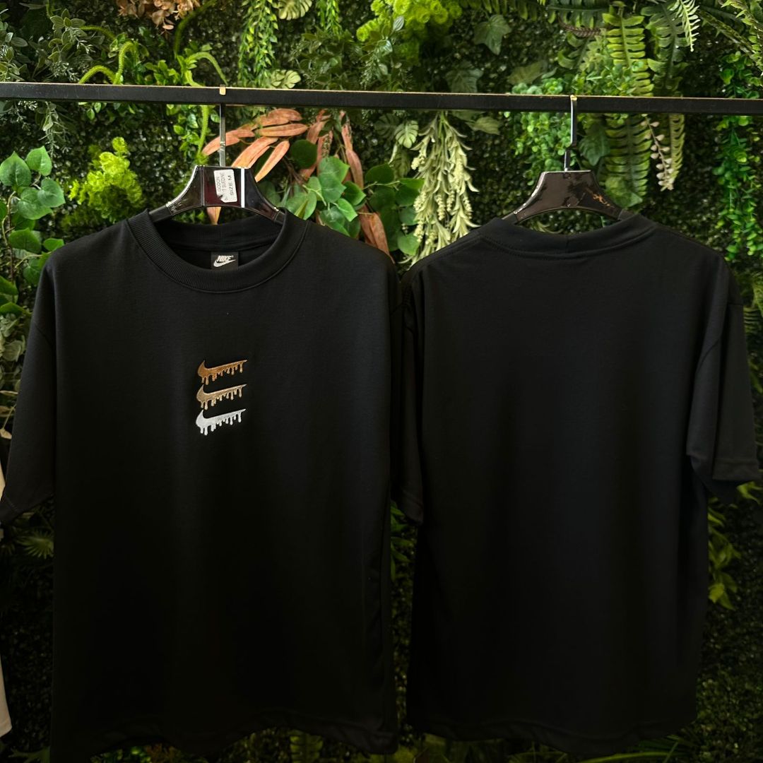 CAMISETAS OVERSIZE NIKE PRETO 900