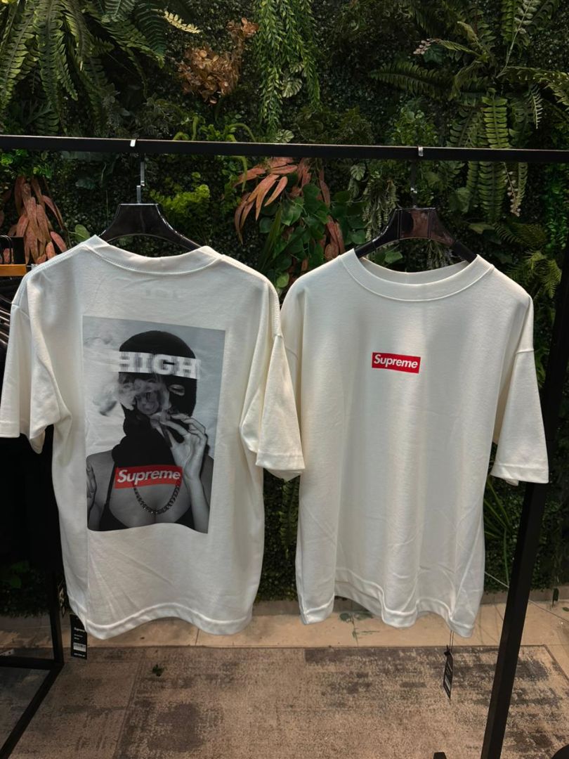 CAMISETA OVERSIZED SUPREME 202