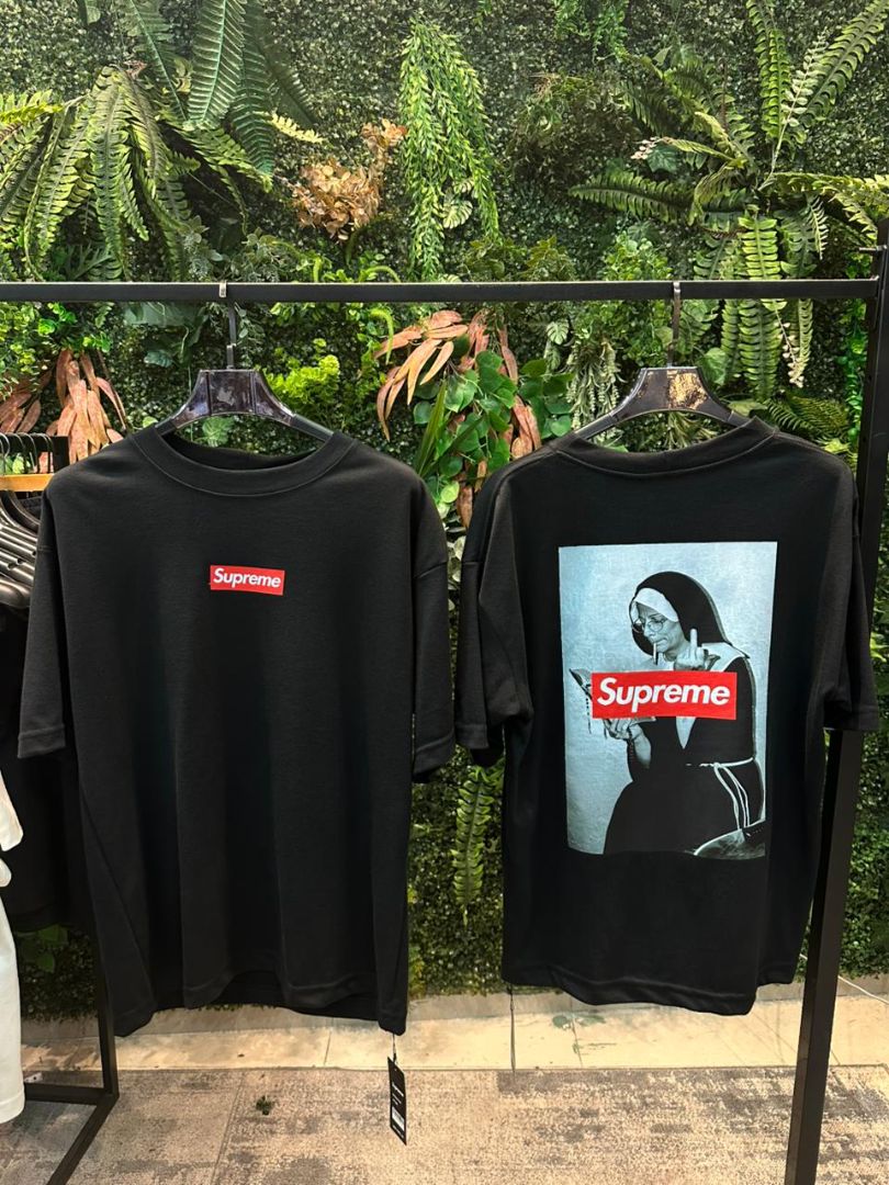 CAMISETA OVERSIZED SUPREME 205