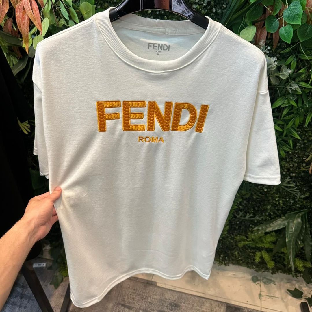 CAMISETA OVERSIZED FENDI 295