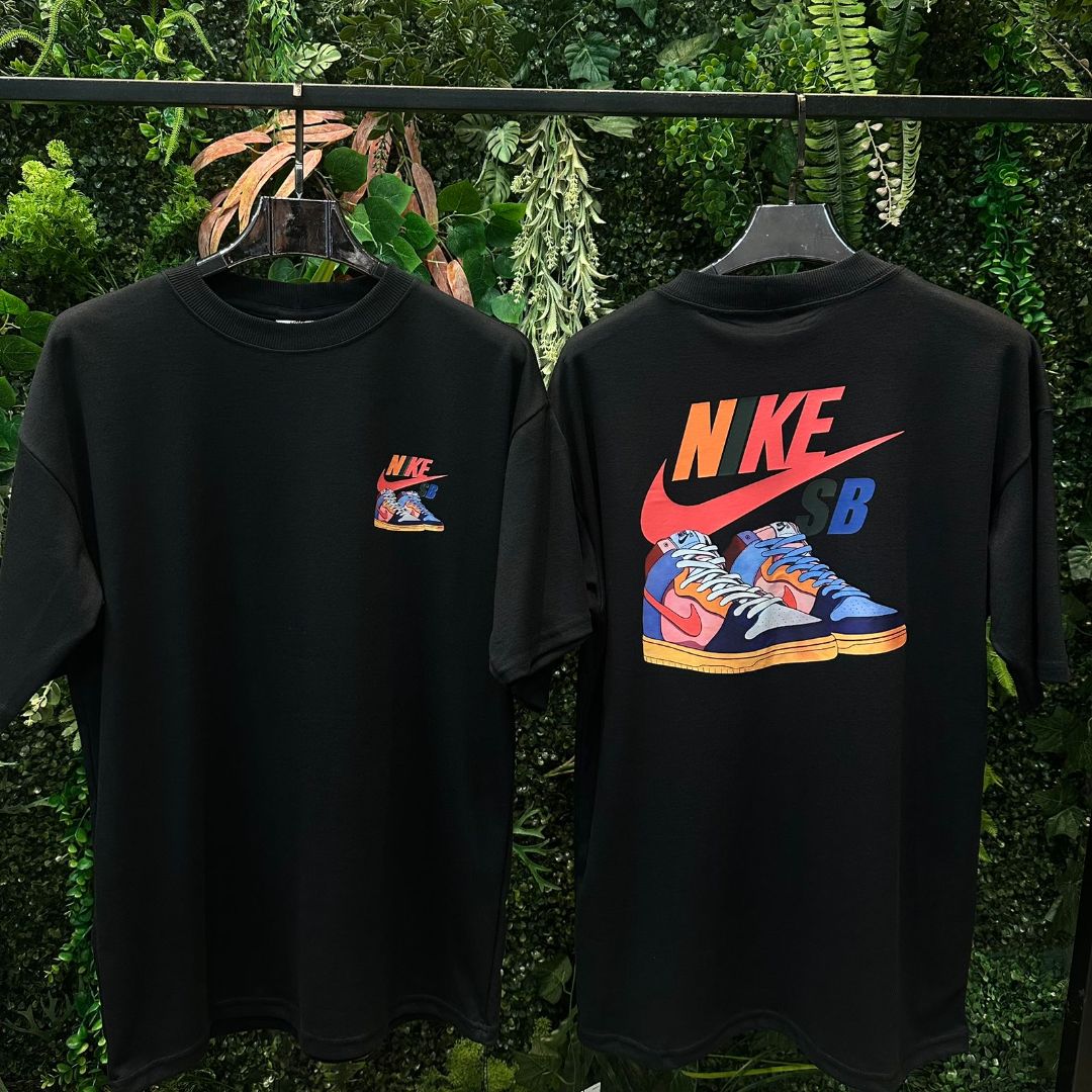 CAMISETA OVERSIZED NIKE 852 PRETA