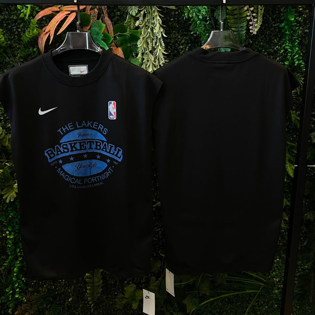 REGATAS OVERSIZE NIKE 940 PRETO