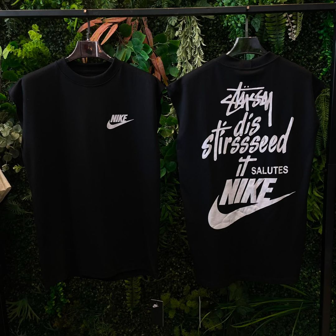OVERSIZED REGATA STUSSY 1017 PRETA