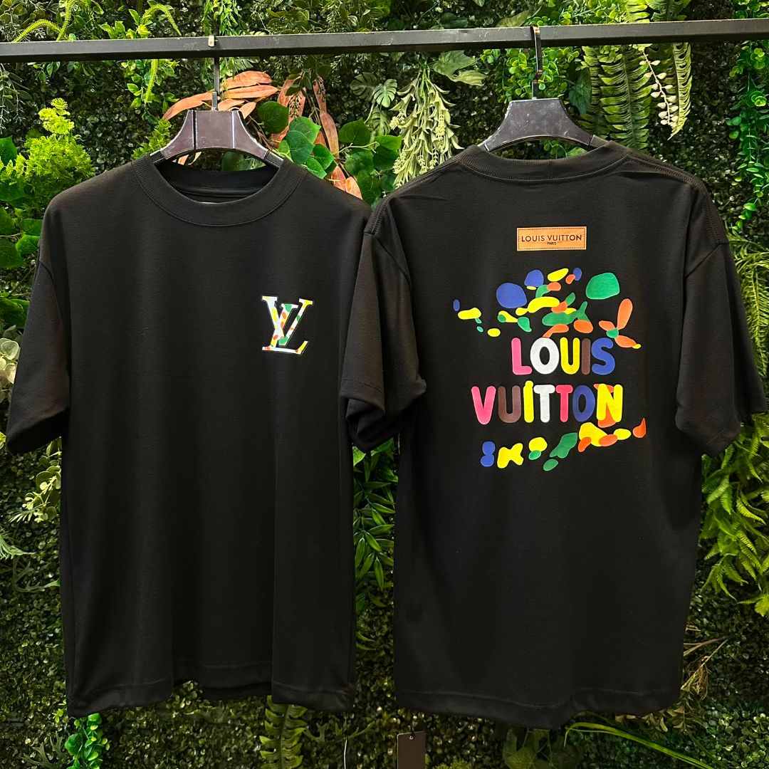 CAMISETAS OVERSIZE LOUIS VITON 1020 PRETA