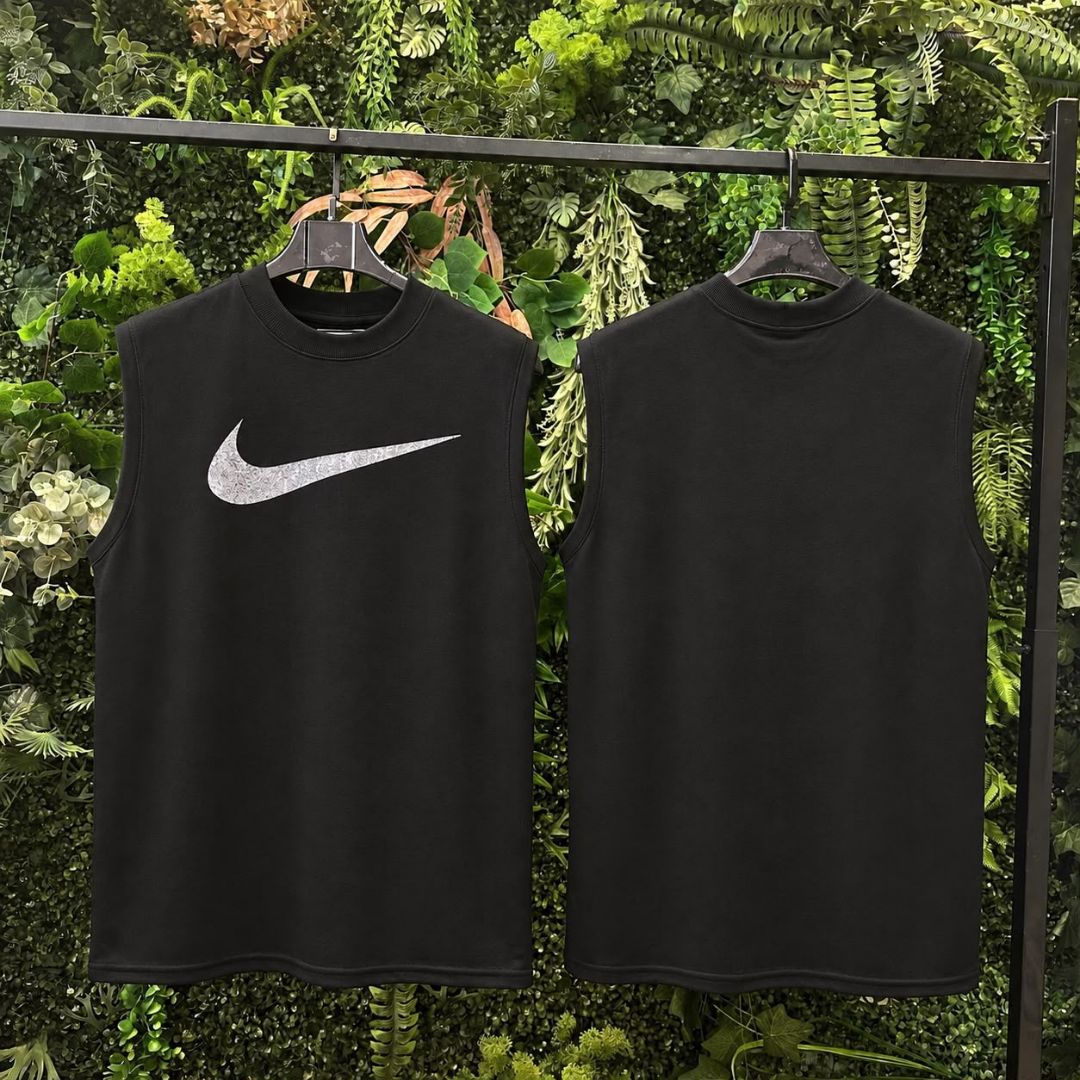 OVERSIZED REGATA 1243 NIKE PRETO